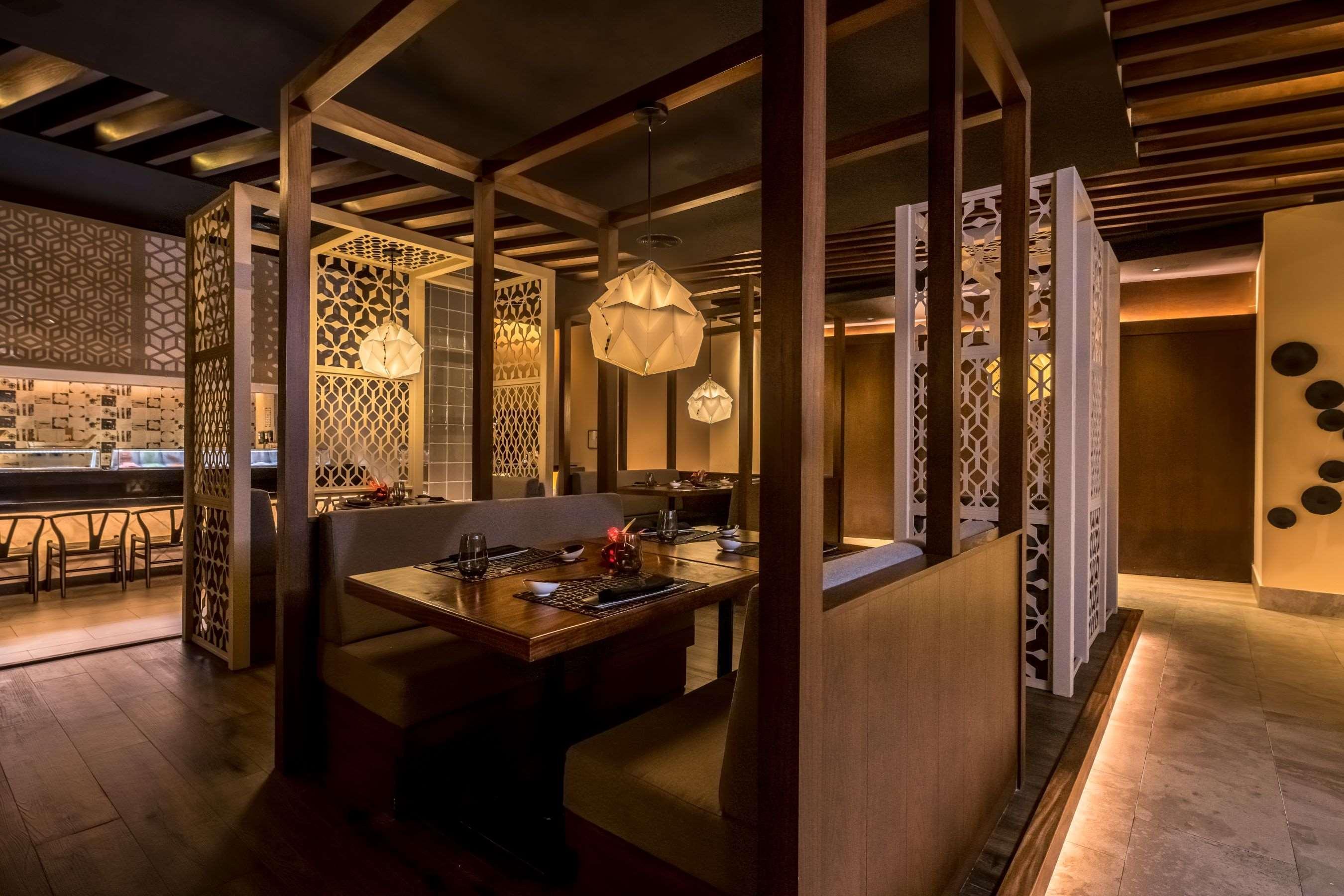 Alfredo V. Bonfil Haven Riviera Cancun (Adults Only) מראה חיצוני תמונה Interior of a restaurant in the Emirates Palace