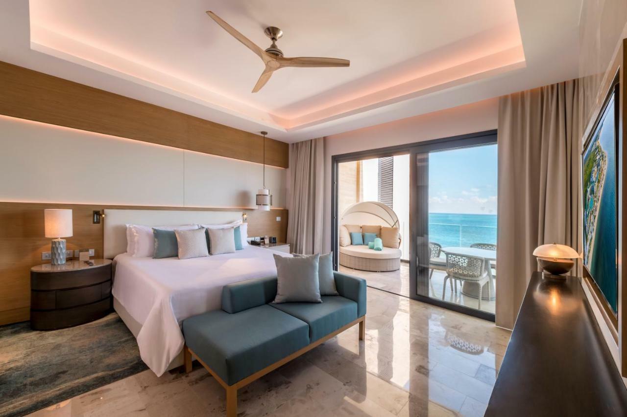 Alfredo V. Bonfil Haven Riviera Cancun (Adults Only) מראה חיצוני תמונה Oceanfront Junior Suite